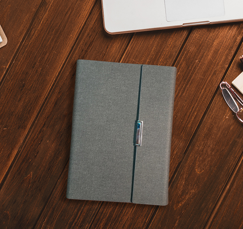 PU-55 notebook with ainted edges