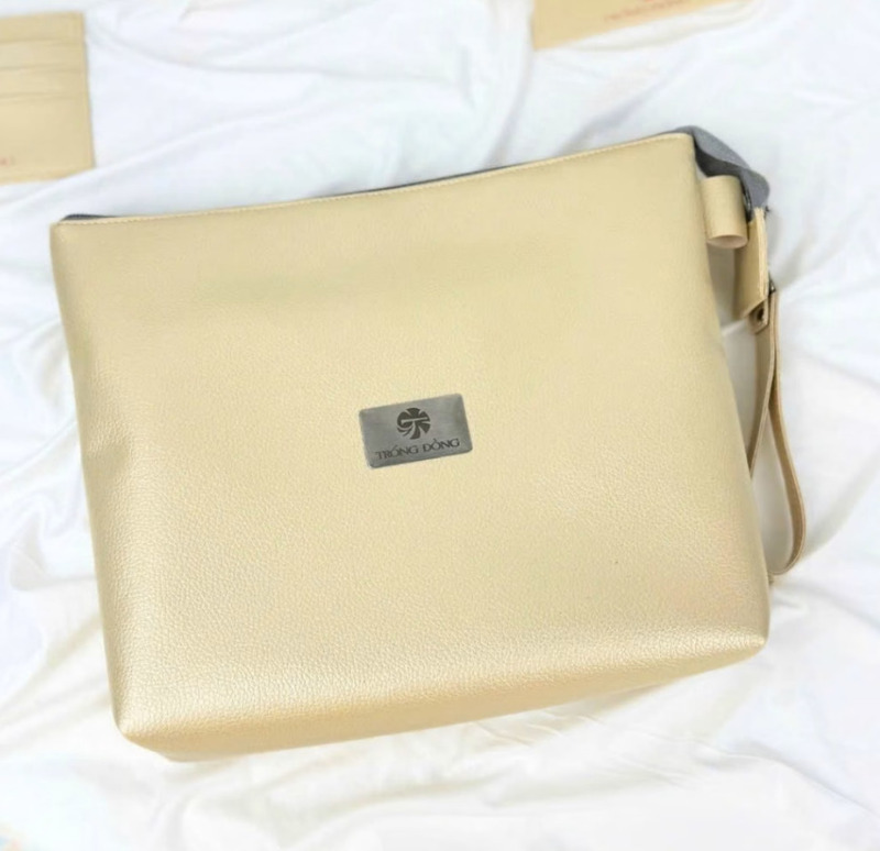 Women handbag