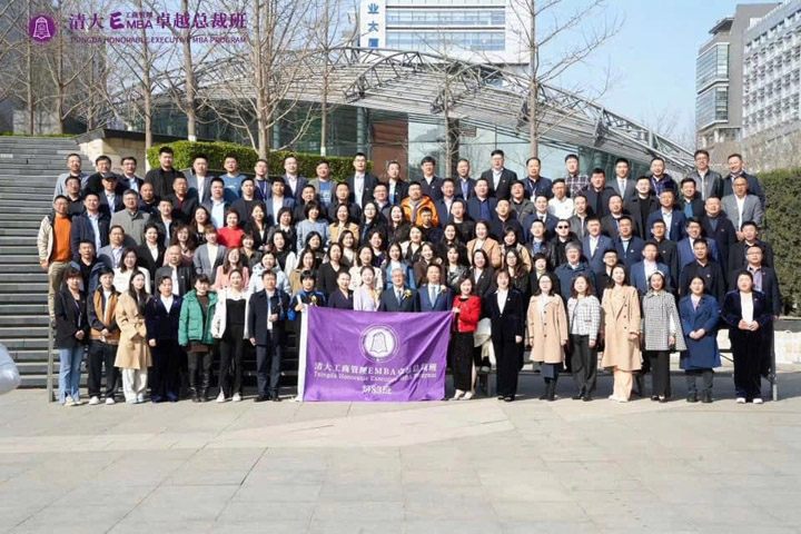 Hoa Lam Training Activities