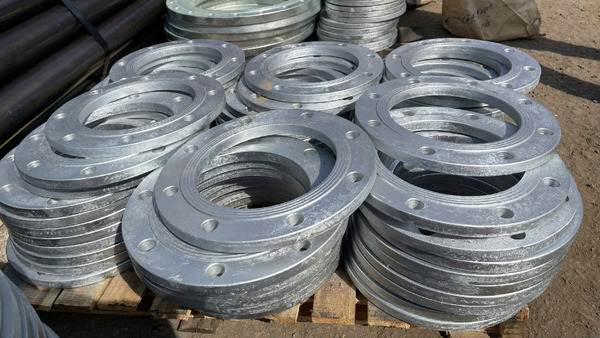 Pipe flange