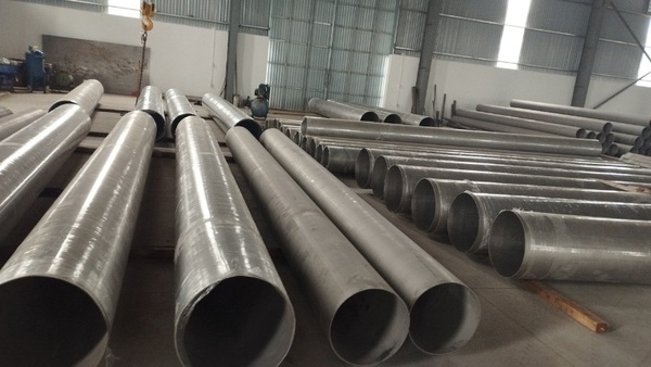 Stainless steel pipe