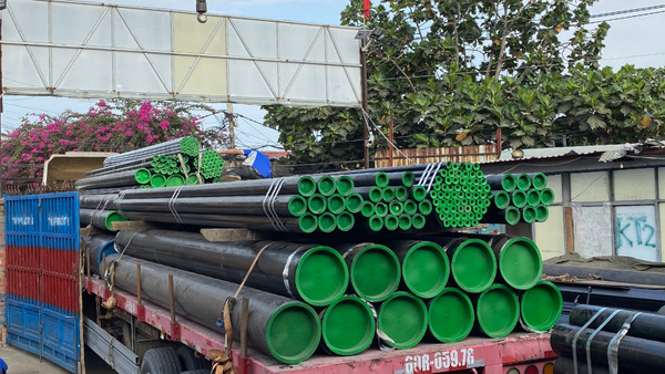Seamless steel pipe
