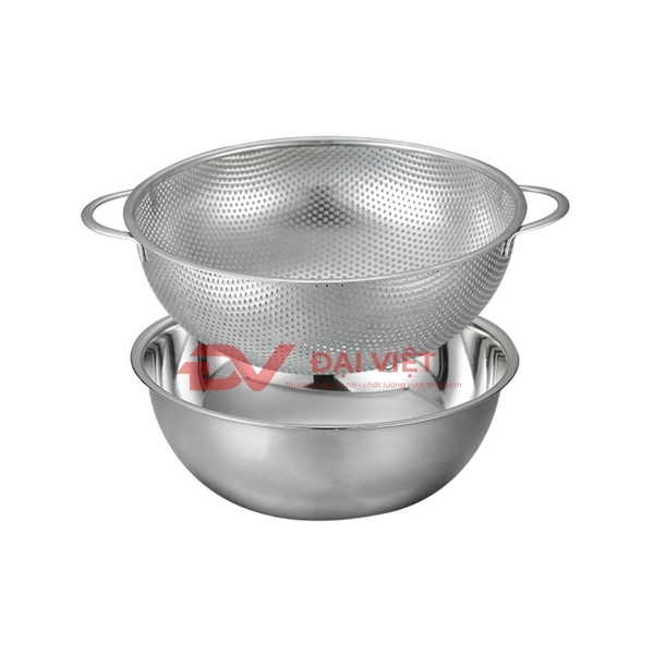 Shallow stainless steel colanders