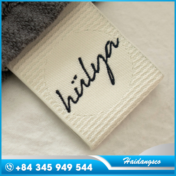Woven label