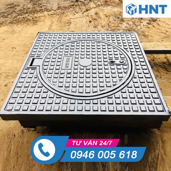 Raised square round ductile iron manhole cover