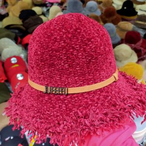 Bucket hat