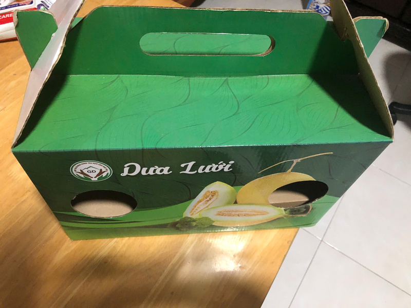 Gift rigid box