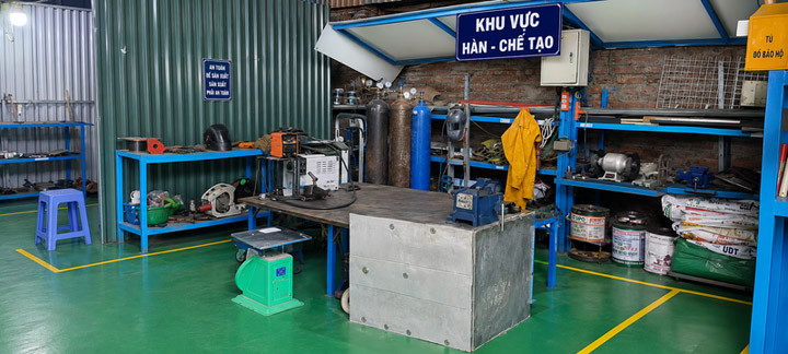 Welding & fabrication area