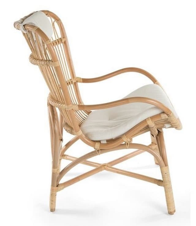 Rattan lounge/armchair with cushion