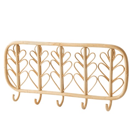 Wall-mounted rattan hook rack with a decorative heart/leaf-shaped design