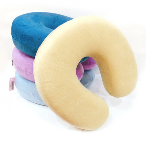 U-shaped neck pillows