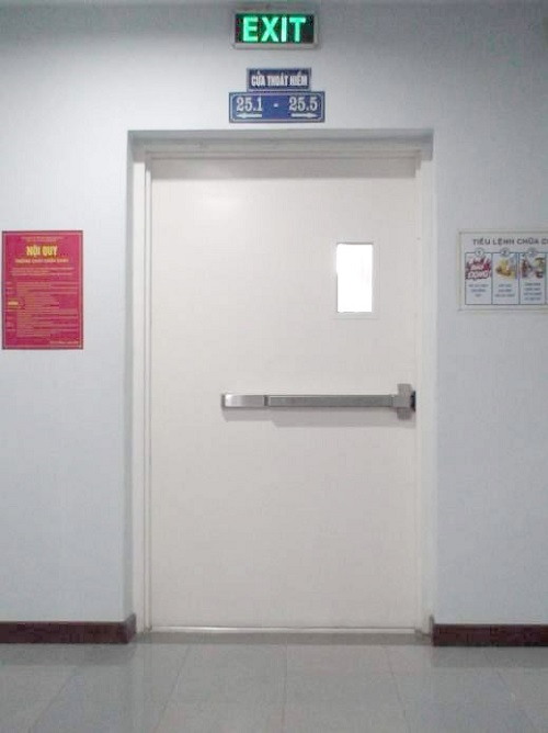 Fire-rated door for school