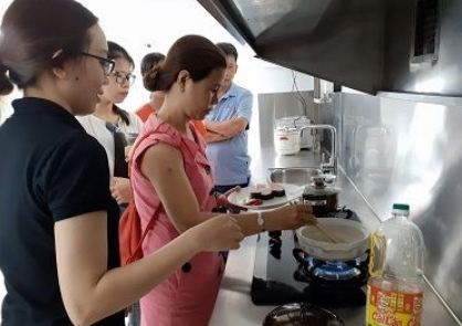 Wine Food cooking class