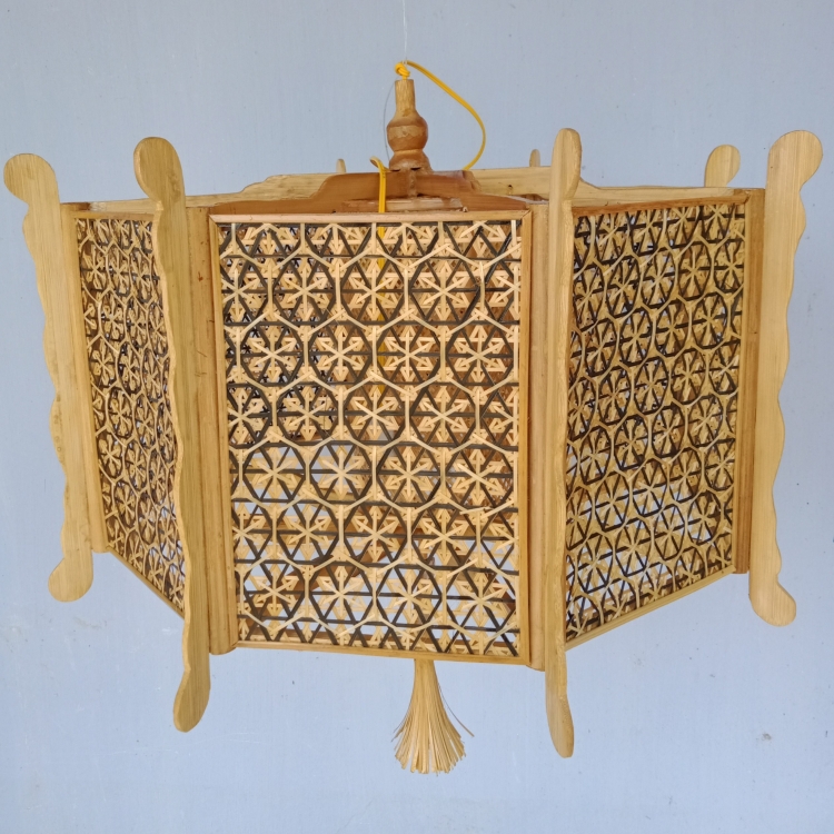 Octagonal lamp