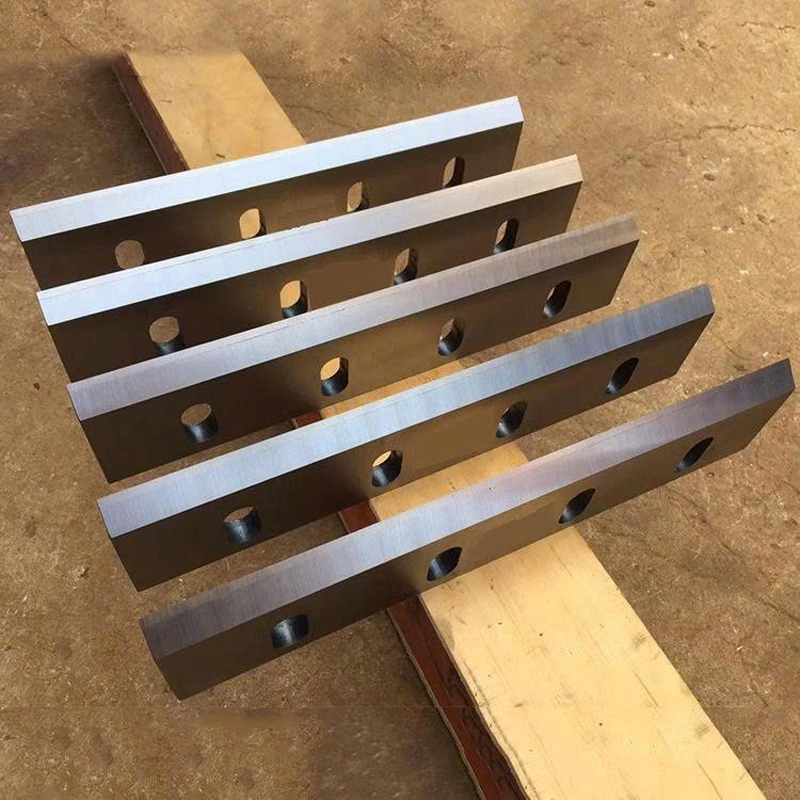 Industrial cutting blades
