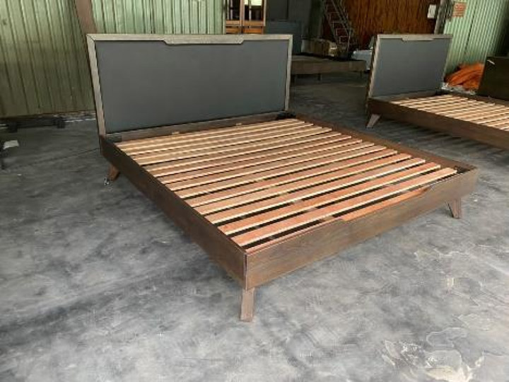 Astoria king bed grey