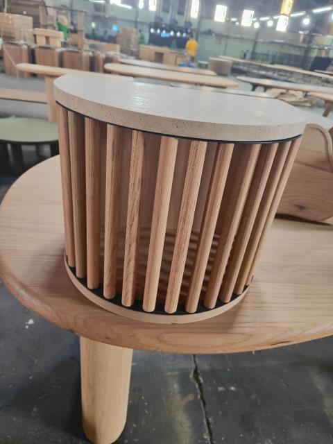 Wood tea table