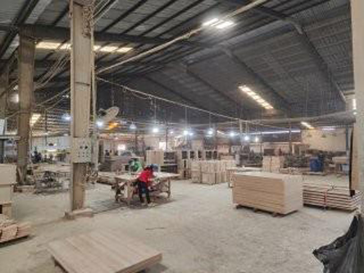 THV Furniture factory image