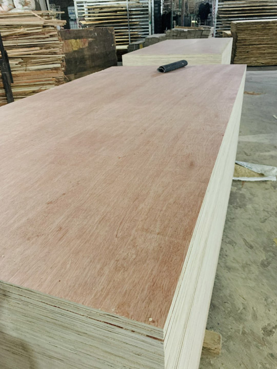 Commercial plywood