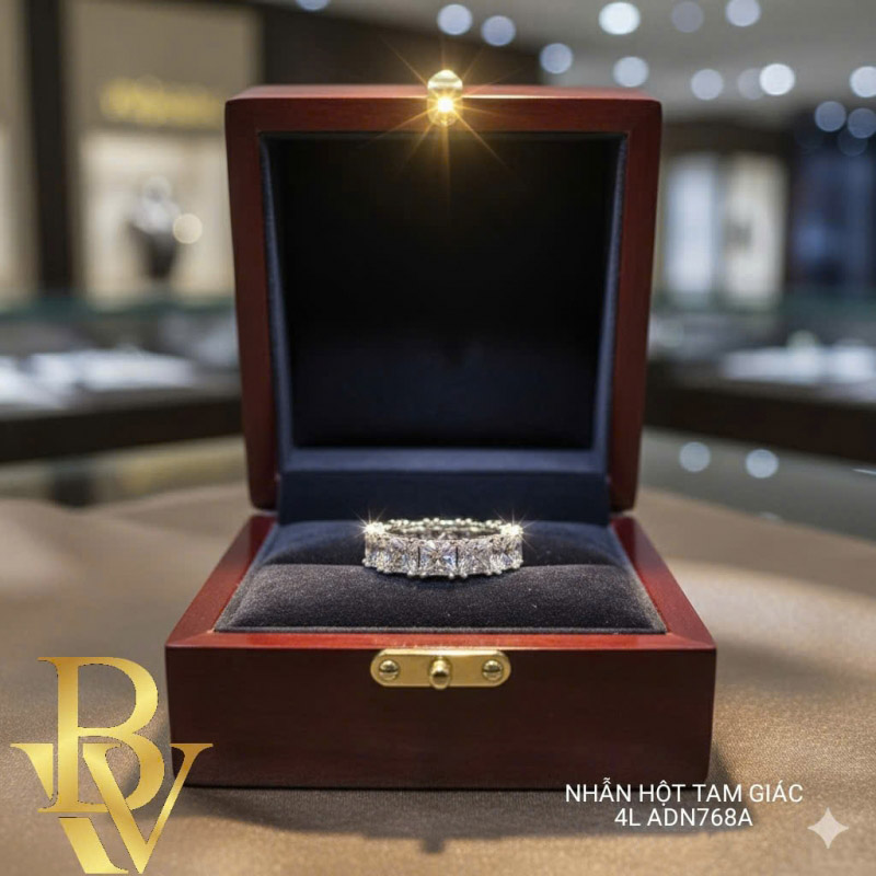 Triangle stone ring ADN768A