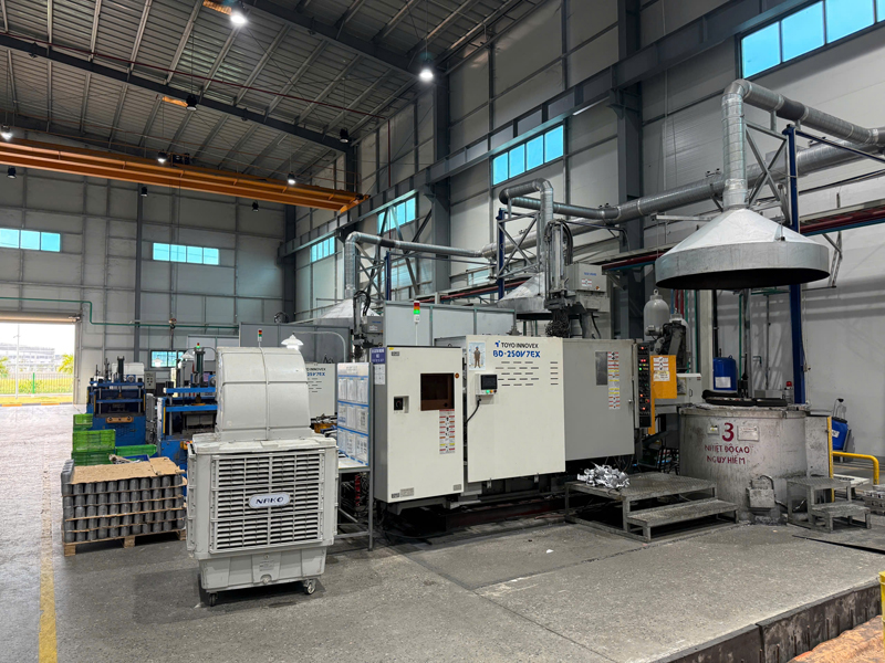 Production line, machinery image