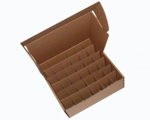 Carton box with partitions