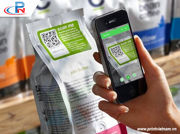 Traceability and provenance labels