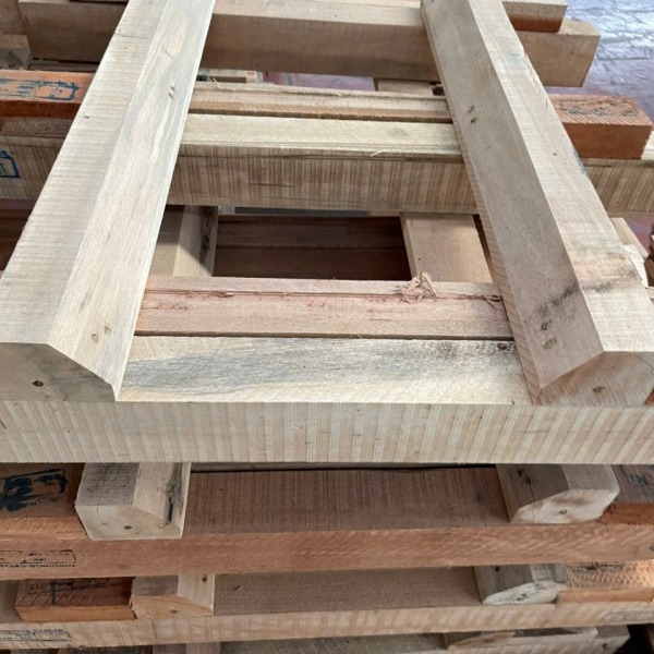 Dunnage wood