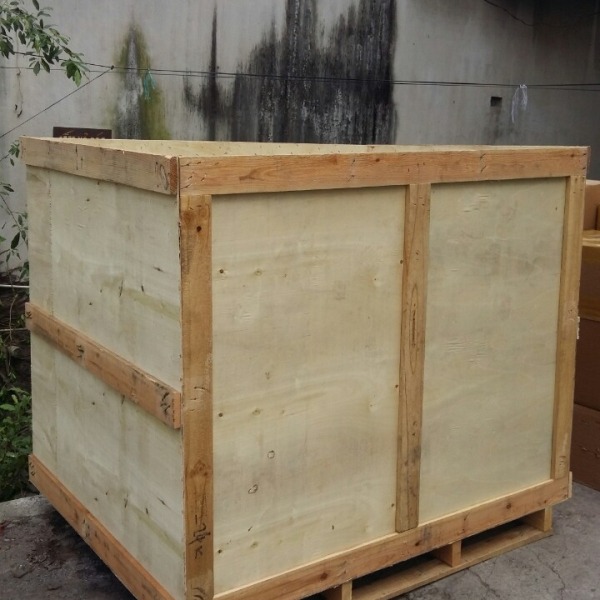 Wooden packaging crates