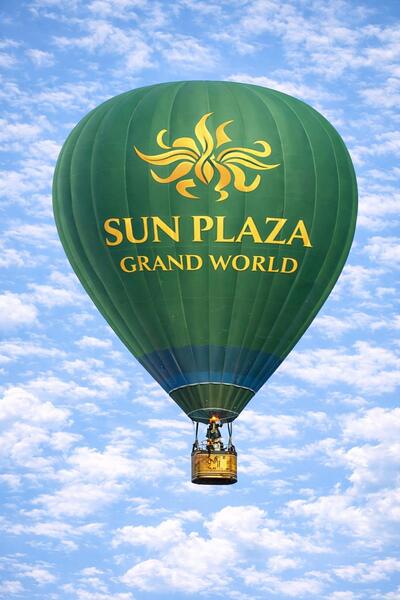 Hot air balloon