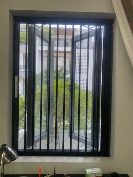 Aluminum mesh folding screen door
