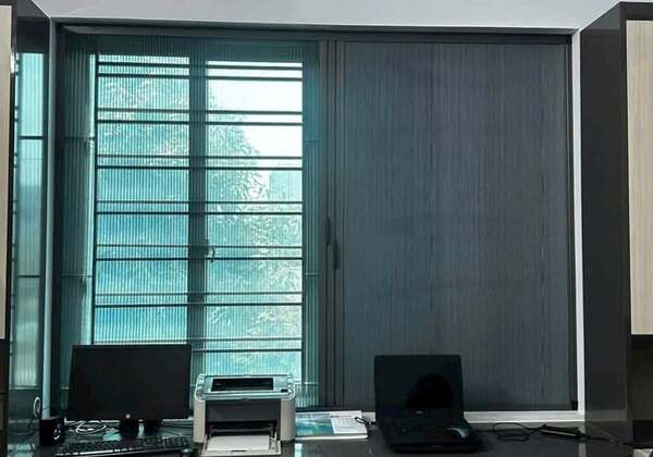 System 28 double honeycomb blinds