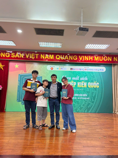 Book launch event of Mr. Dinh Van Hien