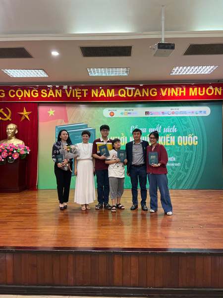 Book launch event of Mr. Dinh Van Hien
