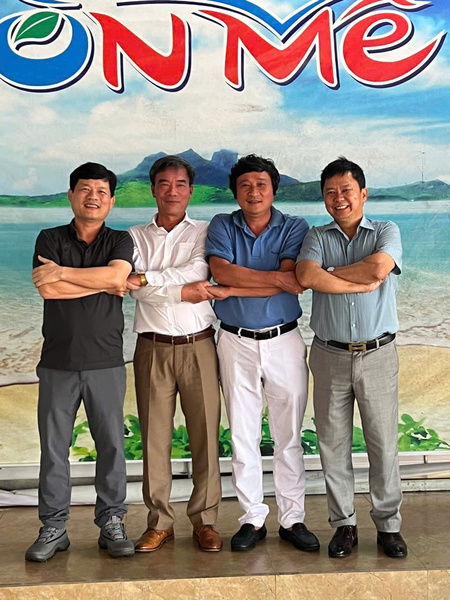 Loc Hoang An with partners and associates