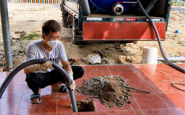 Septic tank pumping services in Nghe An