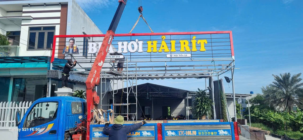 Design, fabrication, and installation of signboards