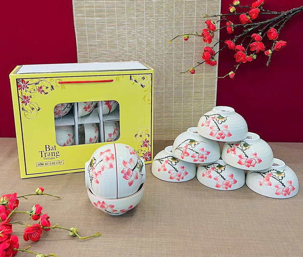 Bat Trang ceramic dinnerware set