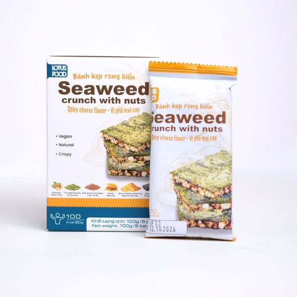 Spicy cheese seaweed sandwich crackers