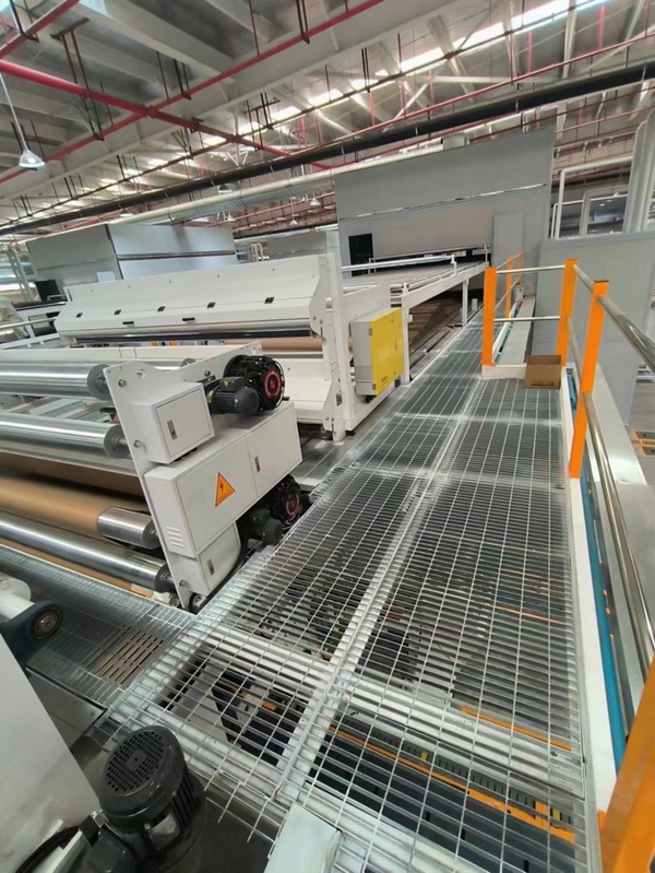 Automatic web guiding machine