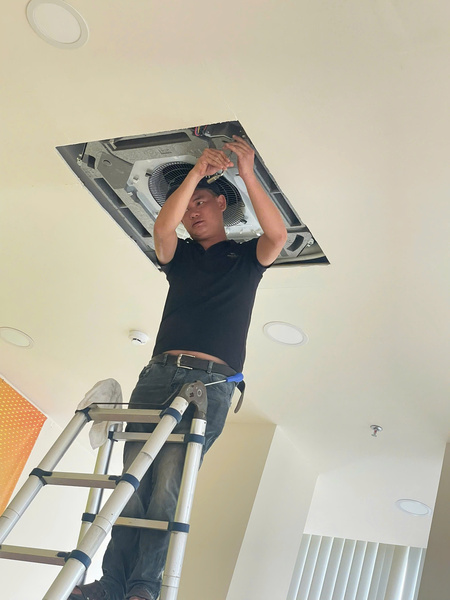 Residential HVACR services