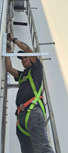 Residential HVACR services