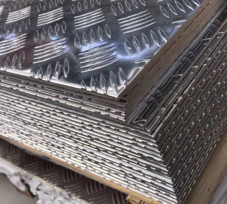 Aluminum tread plate