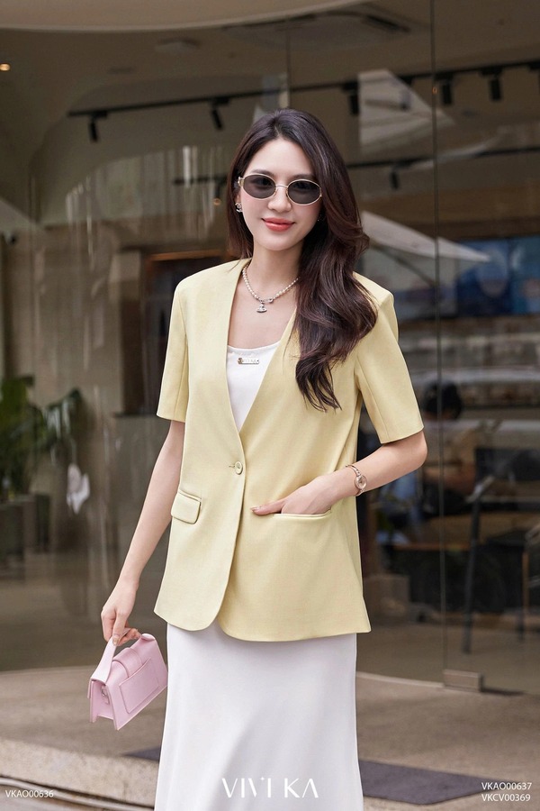 Jayce blazer with patch pockets