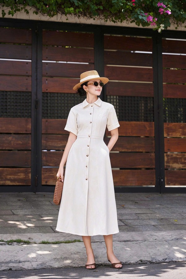 Tessa dress with buttons