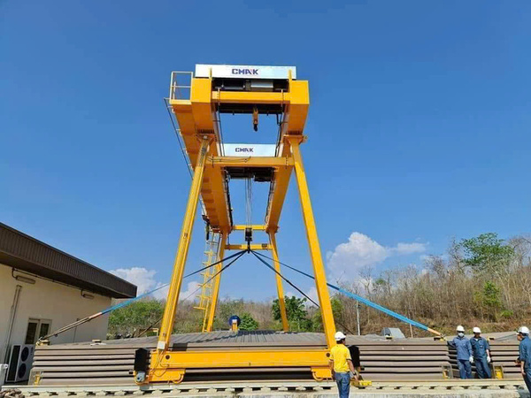 Double girder gantry crane