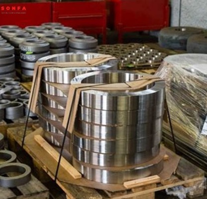 Stainless steel strip