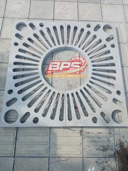 Tree grates