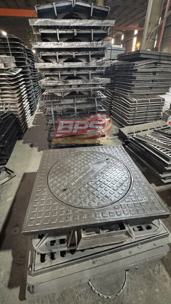 Ductile iron and composite manhole covers