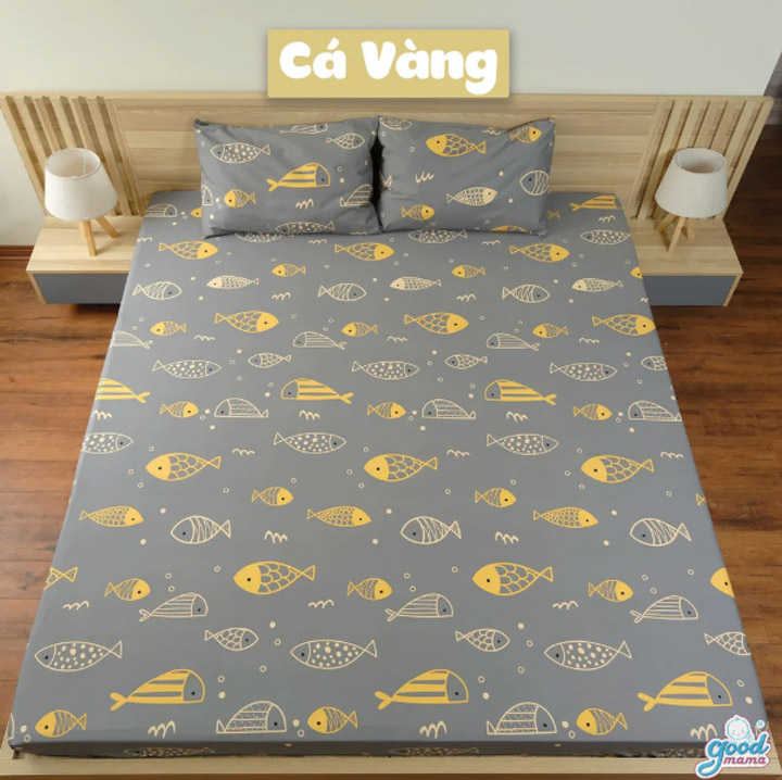 Goodmama Premium Waterproof Fitted Sheet - Goldfish Pattern